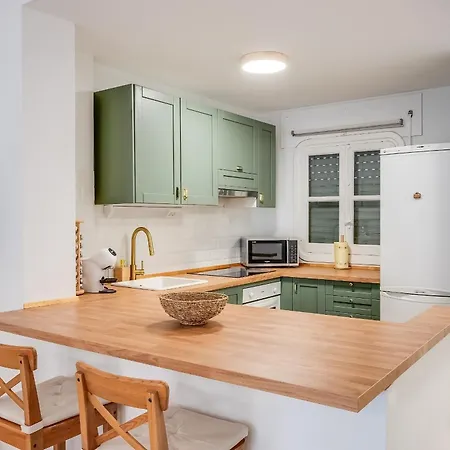 El Paraiso - Near The With Communal Pool Apartment