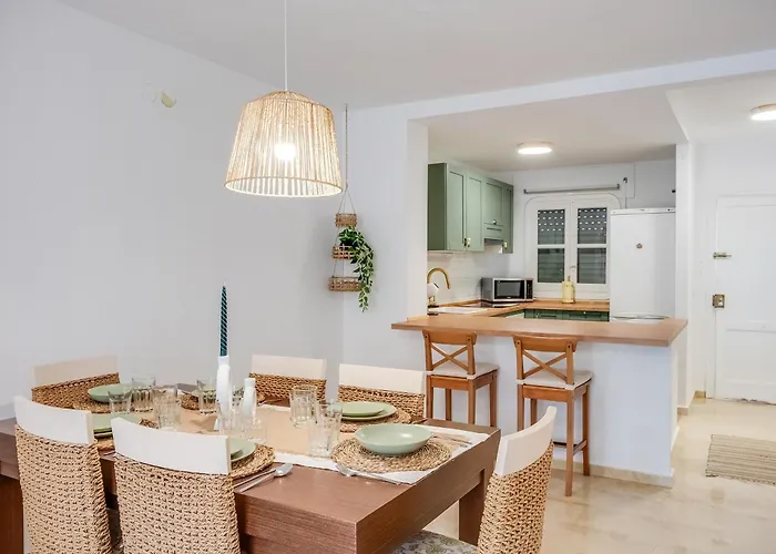 El Paraiso - Near The With Communal Pool אסטפונה