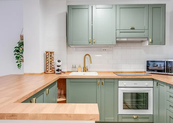 El Paraiso - Near The With Communal Pool Appartement Estepona